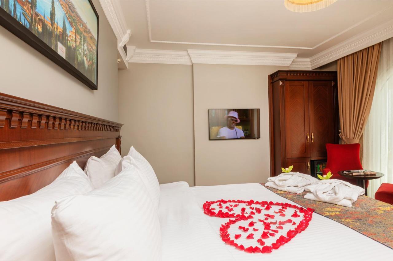 The Magnaura Palace Hotel Istambul Extérieur photo